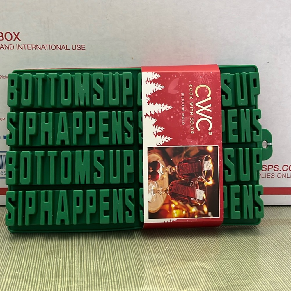 NIB CWC  “Bottoms up” “Sip Happens” silicone ice tray for cocktails & more